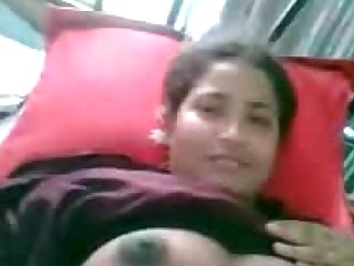 Northindian Aunty Show Her Busty Boobs and Pussy to BF